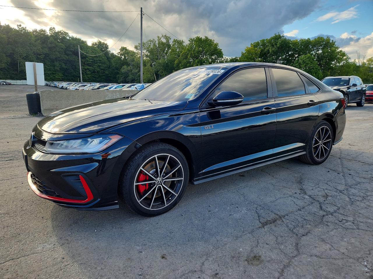 2025 VOLKSWAGEN JETTA Autobahn