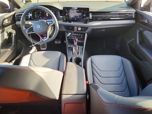 2025 VOLKSWAGEN JETTA Autobahn