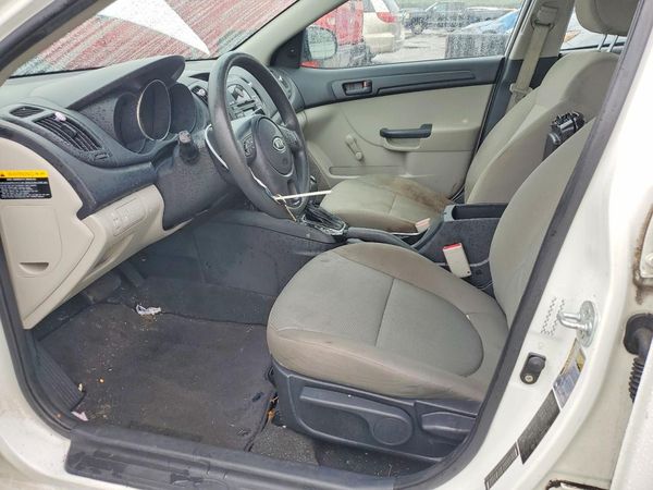2013 KIA FORTE LX