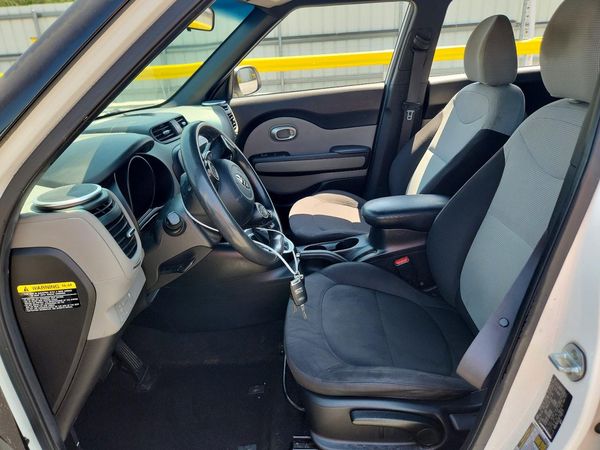 2015 KIA SOUL GL(Middle-low grade)