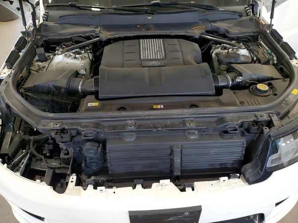 2020 LAND ROVER RANGE ROVER SPORT P525 HSE