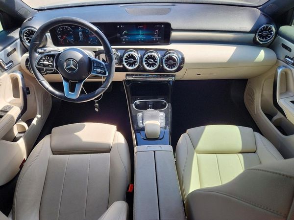 2022 MERCEDES-BENZ A A220