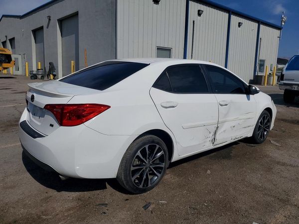 2017 TOYOTA COROLLA