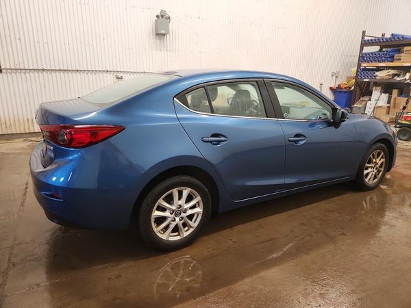 2018 MAZDA 3 Touring