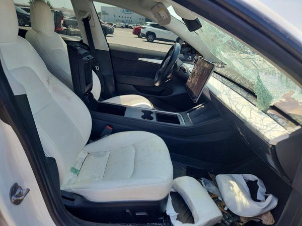 2021 TESLA MODEL 3 — DENT