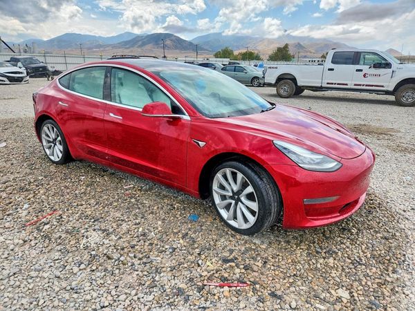 2019 TESLA MODEL 3 — Passenger 3/4