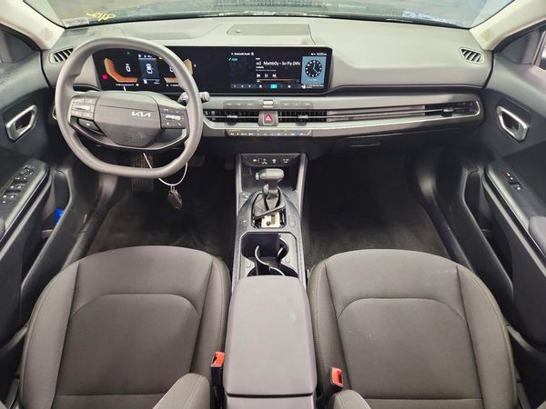 2026 KIA K4 LX, LXS