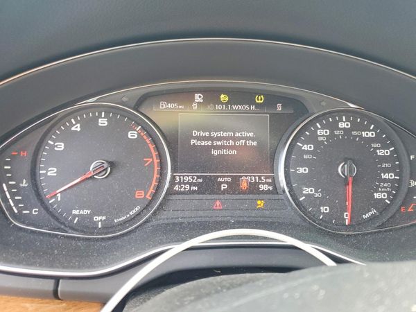 2024 AUDI Q5 quattro Premium