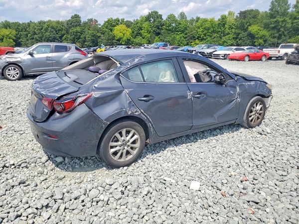 2016 MAZDA 3