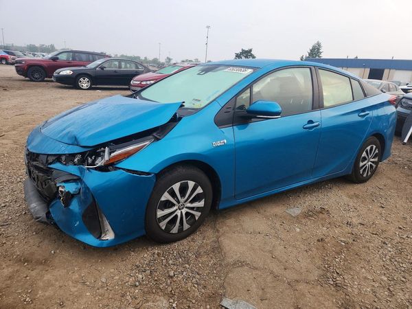 2022 TOYOTA PRIUS