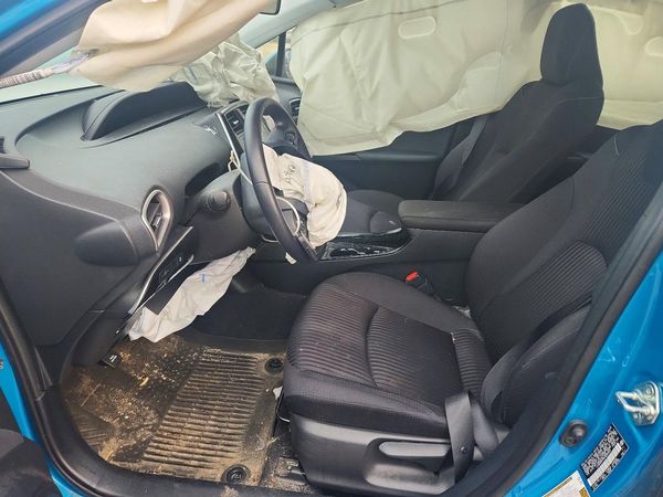 2022 TOYOTA PRIUS