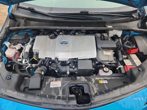 2022 TOYOTA PRIUS