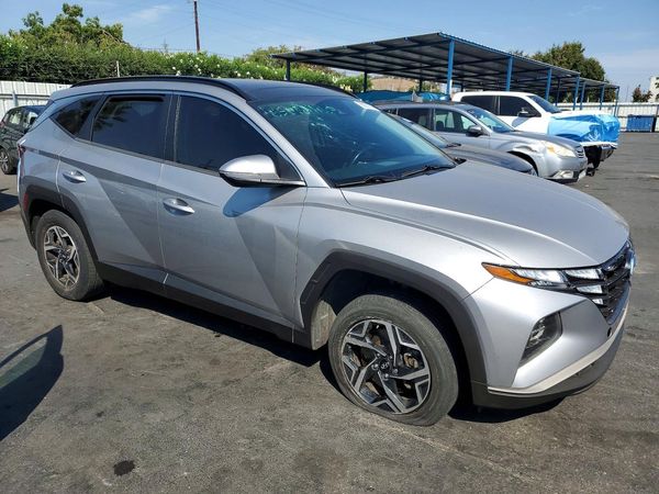 2022 HYUNDAI TUCSON