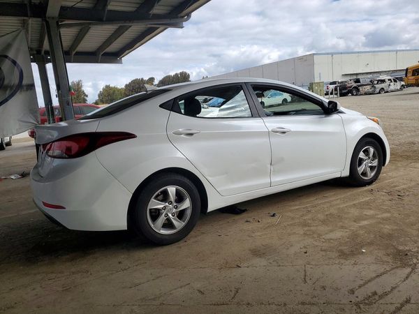 2015 HYUNDAI ELANTRA GLS(Middle)