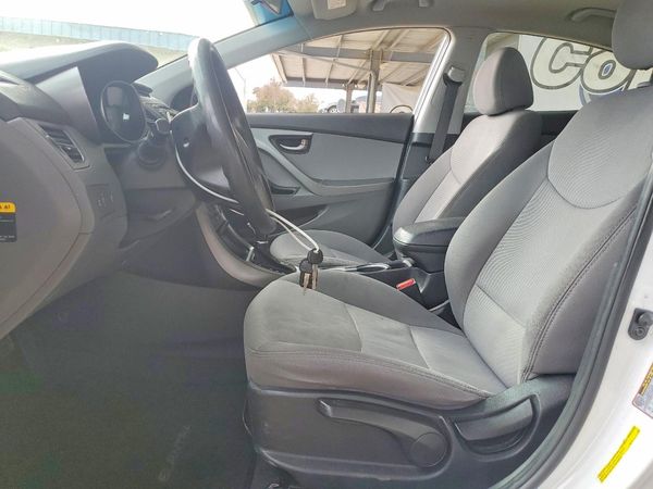 2015 HYUNDAI ELANTRA GLS(Middle)