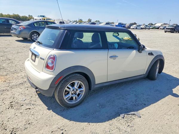 2013 MINI COOPER