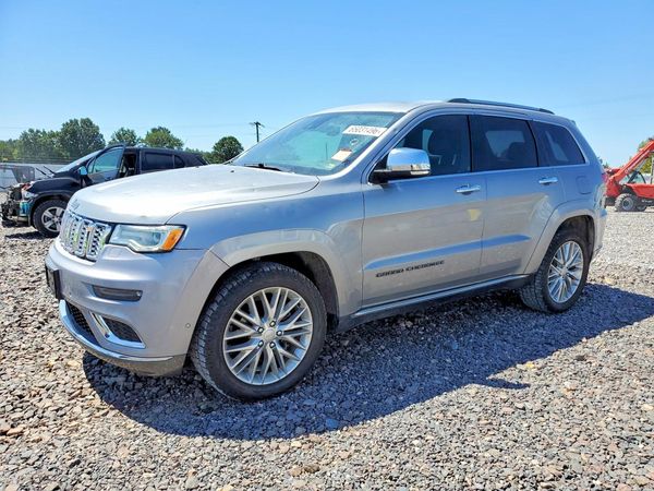 2018 JEEP GRAND CHEROKEE Summit — Front 3/4