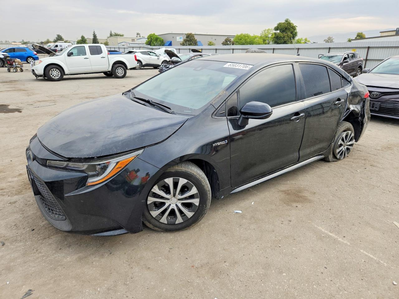 2021 TOYOTA COROLLA LE — Front 3/4