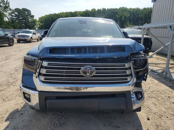 2020 TOYOTA TUNDRA