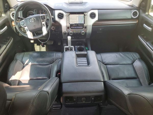 2020 TOYOTA TUNDRA