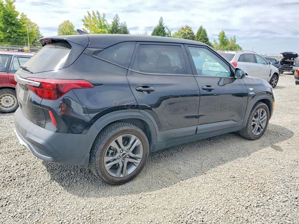 2022 KIA SELTOS LX