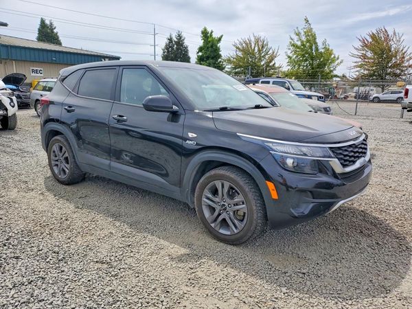 2022 KIA SELTOS LX