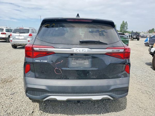 2022 KIA SELTOS LX