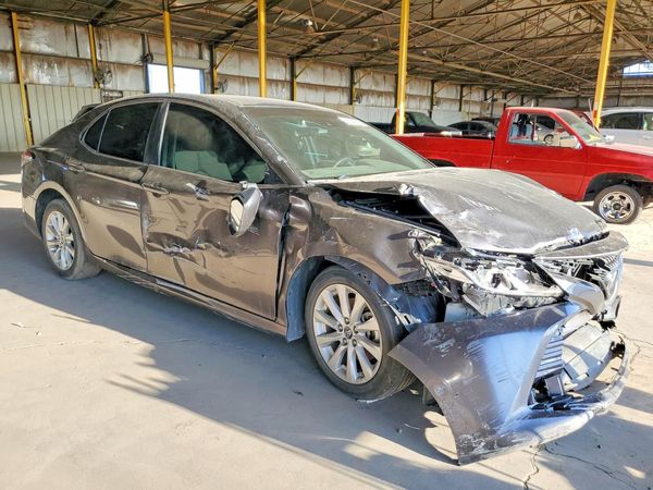 2019 TOYOTA CAMRY L/LE/SE/XLE — Passenger 3/4