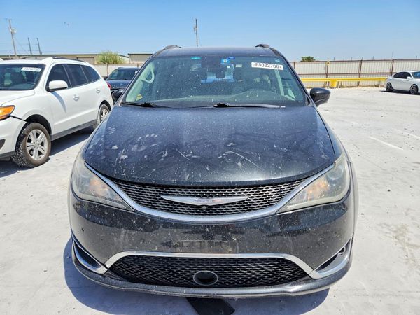 2017 CHRYSLER PACIFICA Touring L Plus