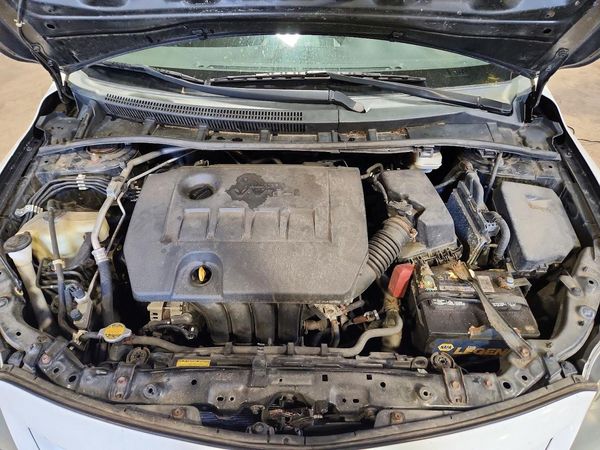 2013 TOYOTA COROLLA