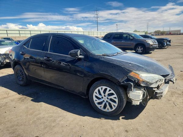 2017 TOYOTA COROLLA