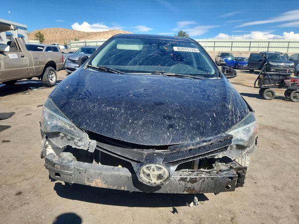 2017 TOYOTA COROLLA