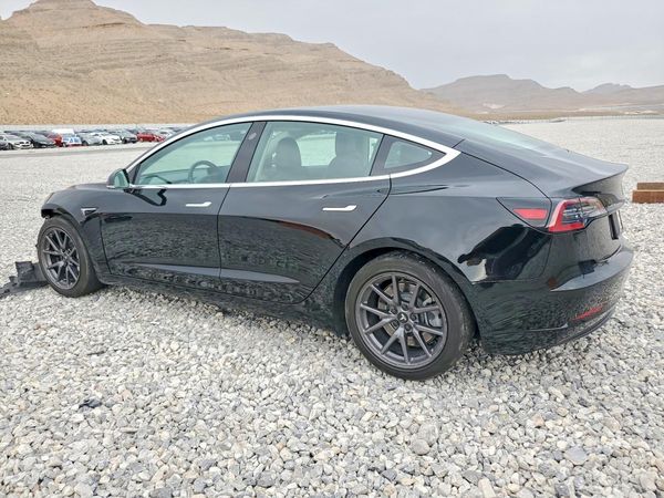 2019 TESLA MODEL 3
