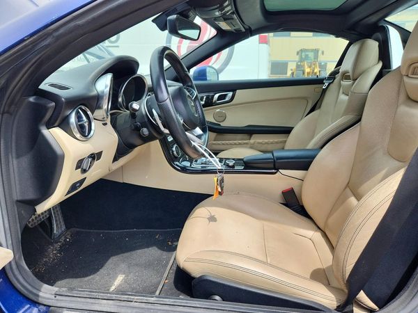 2017 MERCEDES-BENZ SLC