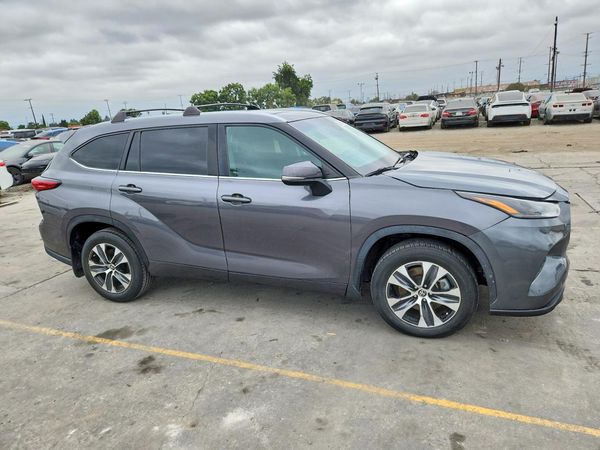 2023 TOYOTA HIGHLANDER