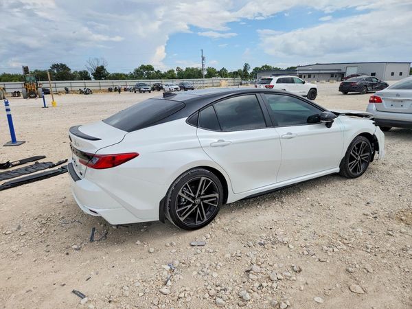 2026 TOYOTA CAMRY