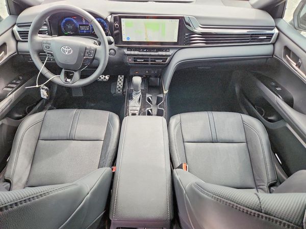 2026 TOYOTA CAMRY