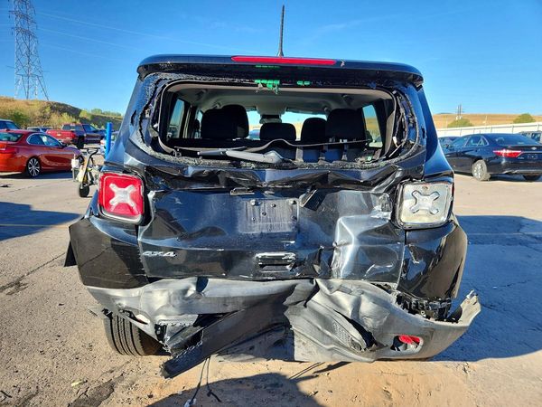 2023 JEEP RENEGADE Latitude, Upland