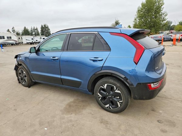 2023 KIA NIRO