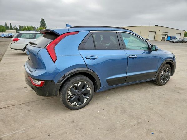 2023 KIA NIRO