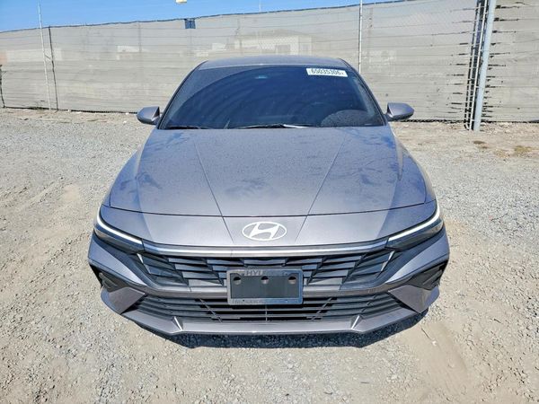2024 HYUNDAI ELANTRA