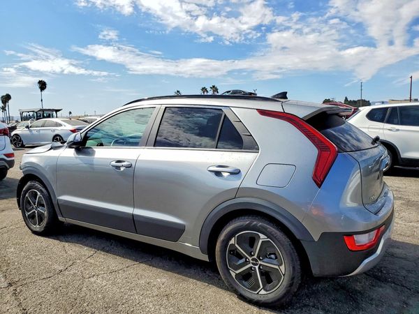 2024 KIA NIRO