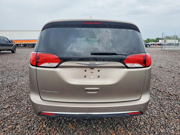2017 CHRYSLER PACIFICA Touring L Plus