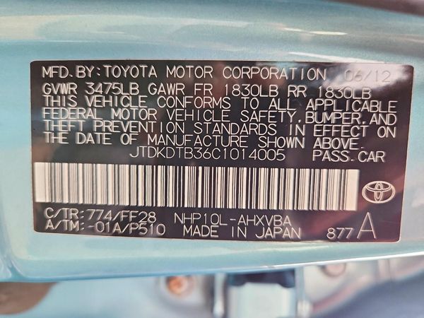 2012 TOYOTA PRIUS