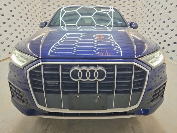 2021 AUDI Q7 quattro Premium Plus
