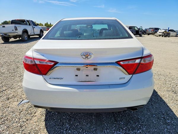 2017 TOYOTA CAMRY