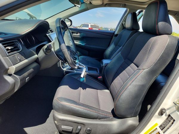 2017 TOYOTA CAMRY
