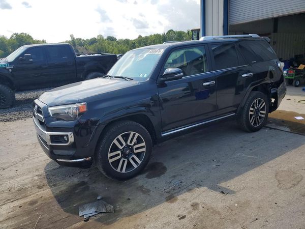 2024 TOYOTA 4RUNNER