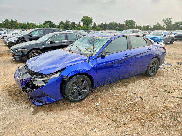 2022 HYUNDAI ELANTRA SEL