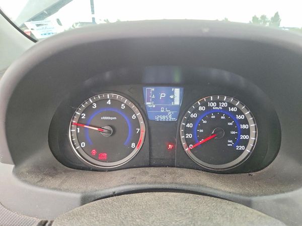 2017 HYUNDAI ACCENT SE Base